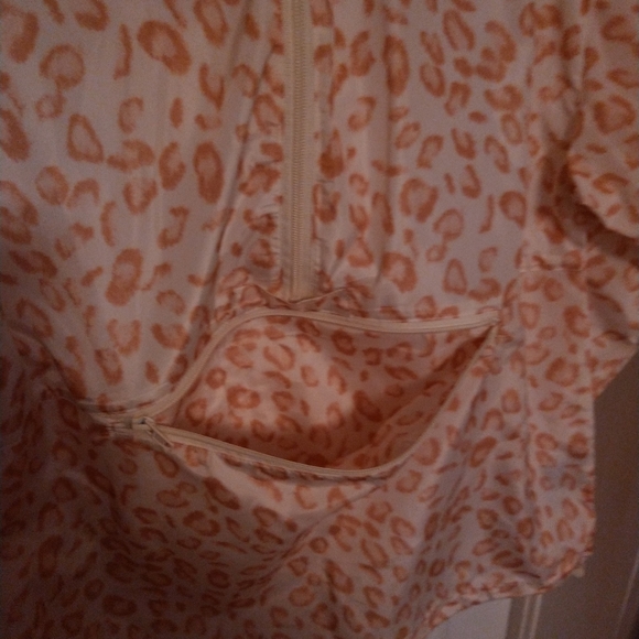 Thread & Supply Leopard Print Windbreaker S NWOT - Picture 6 of 6